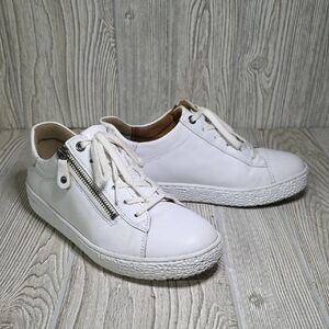Hartjes Phil Low Top White Leather Zip Side Sneakers Womens Size 34 US Size 4
